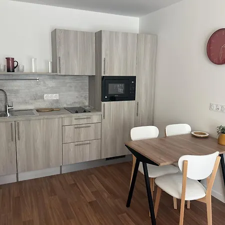 Apart-hotel Domitys - L'alezane 3*